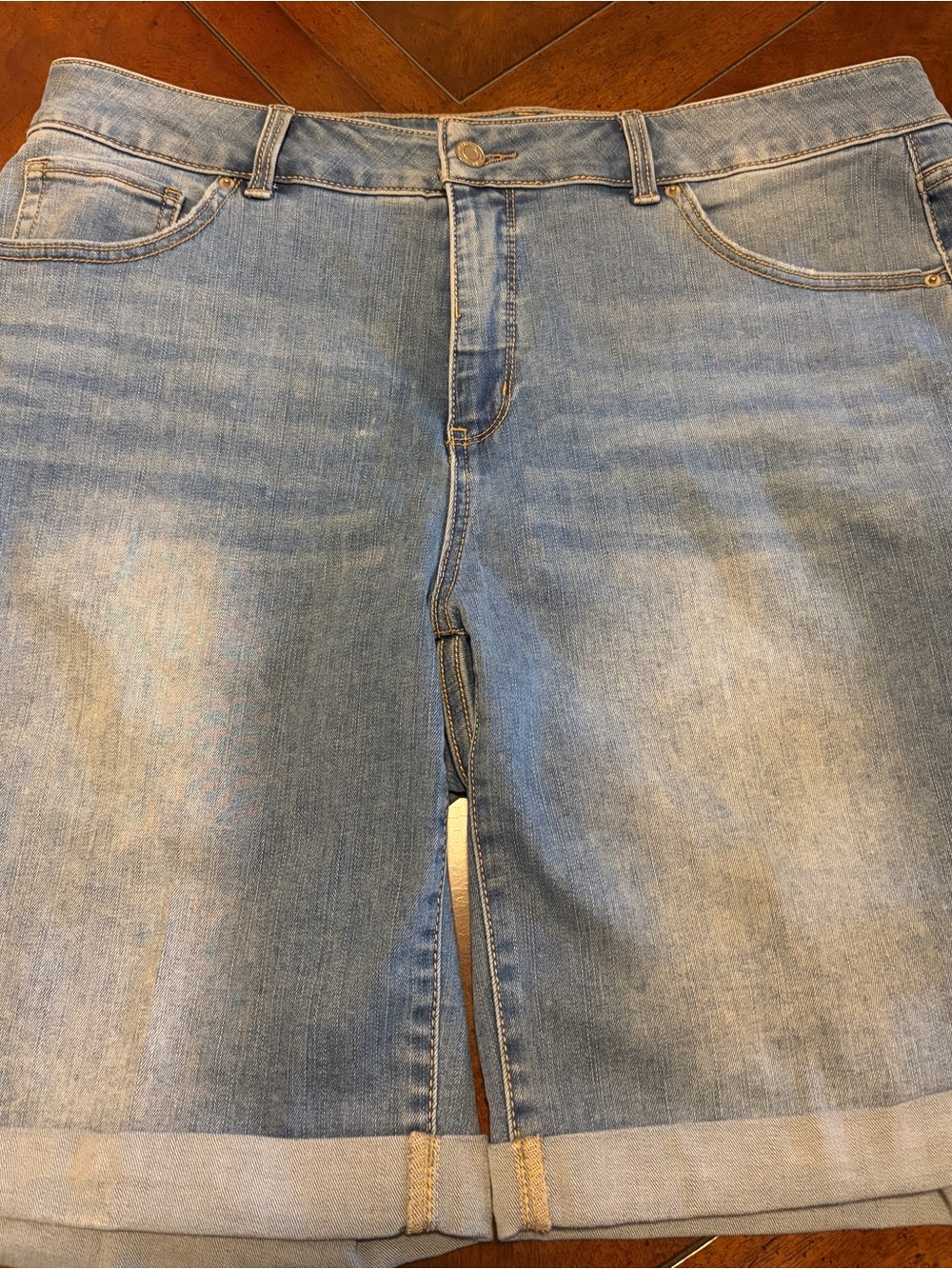 Time and Tru Ladies Denim Jeans Shorts